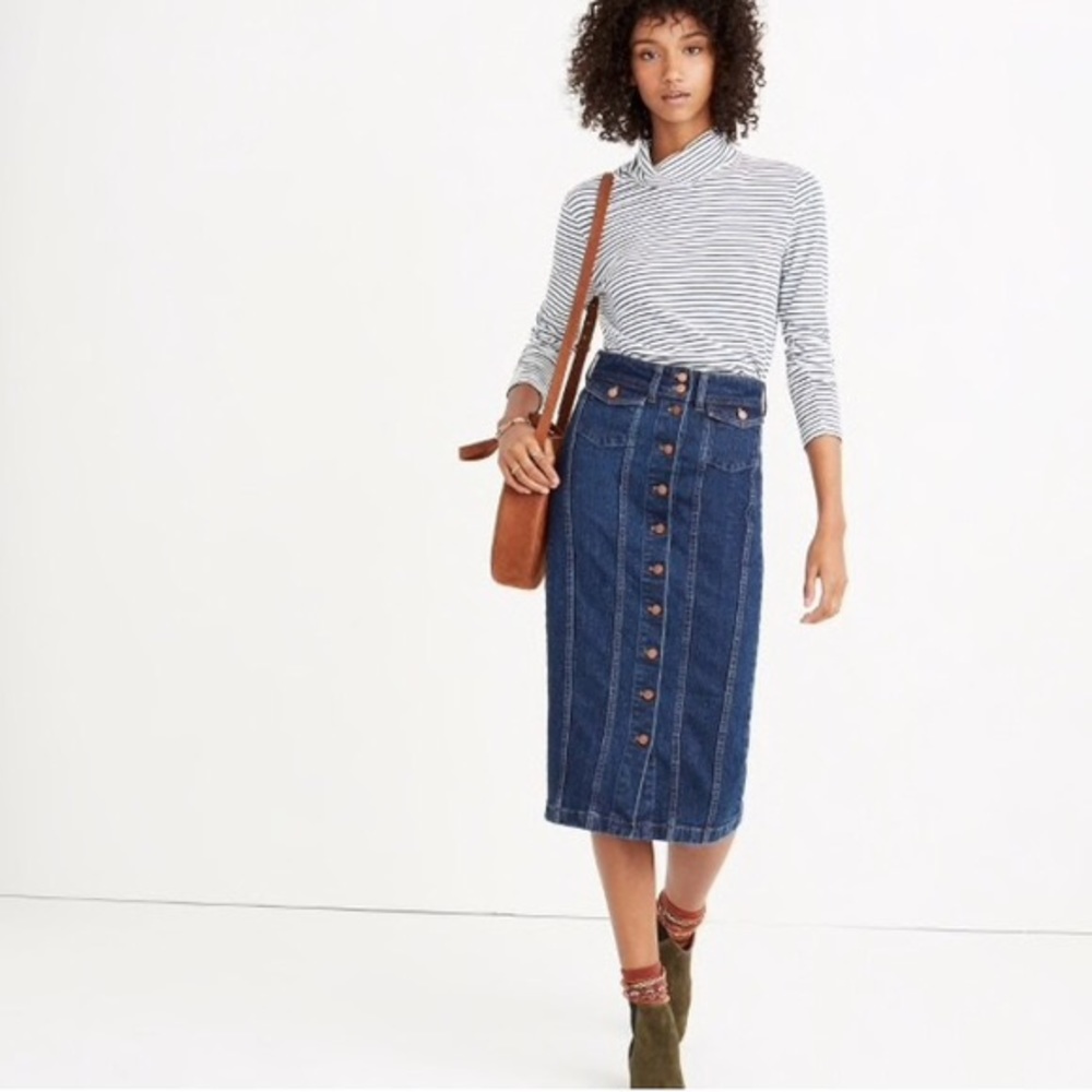 Madewell button through denim skirt